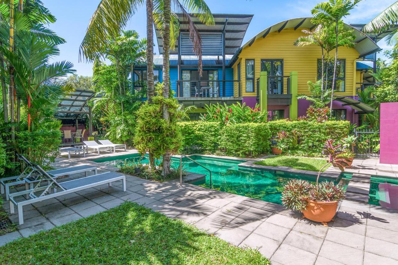 Dreamcatcher Beach-Side Apartments Port Douglas Exterior photo