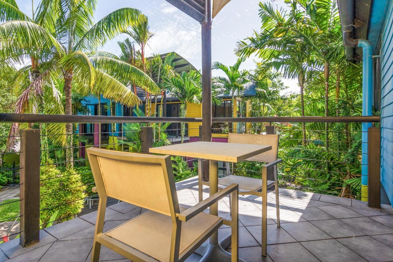 Dreamcatcher Beach-Side Apartments Port Douglas Exterior photo